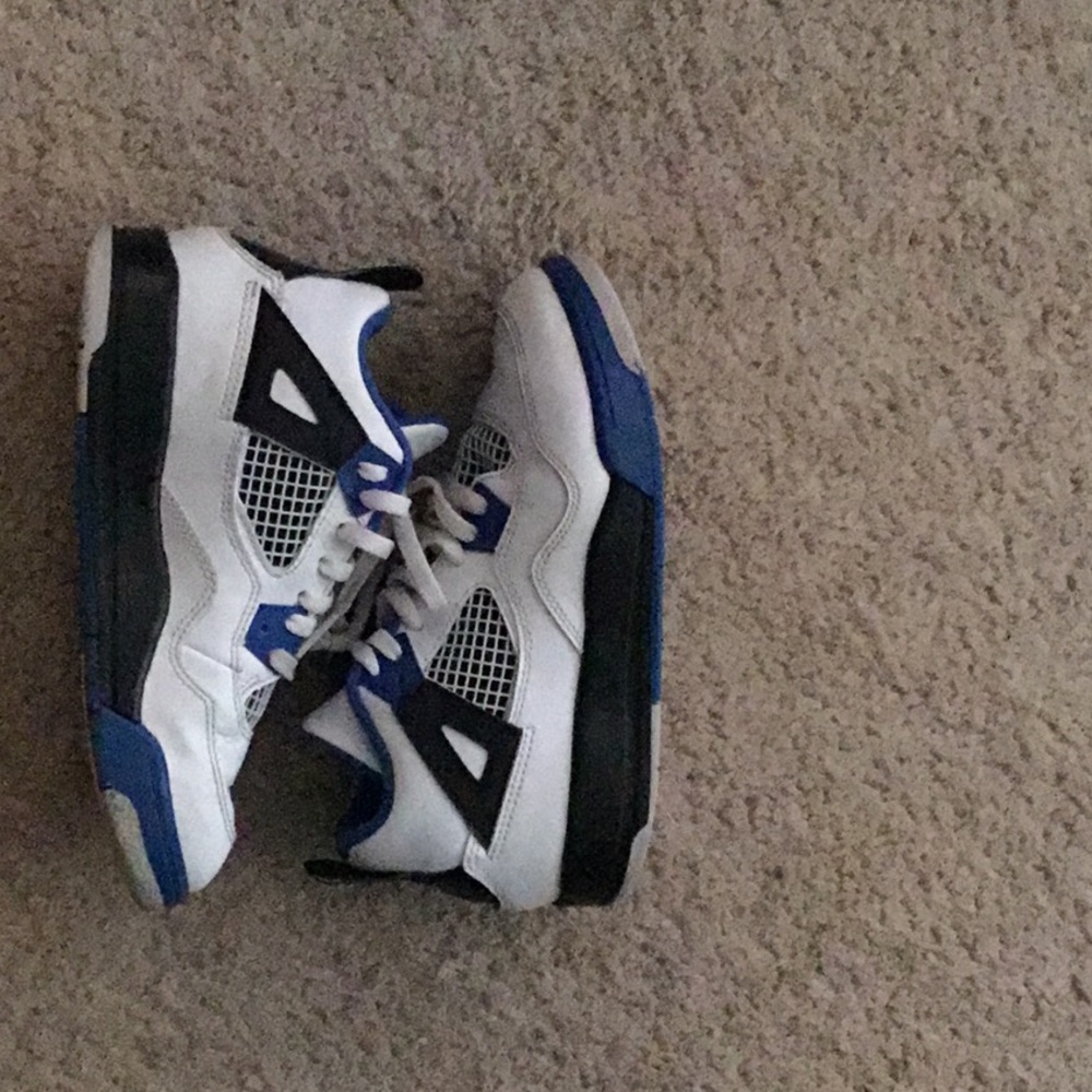 Jordan 4